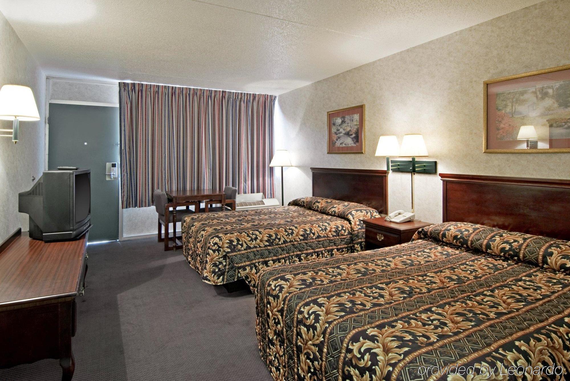 America'S Best Value Inn & Suites - Memphis/Graceland Quarto foto